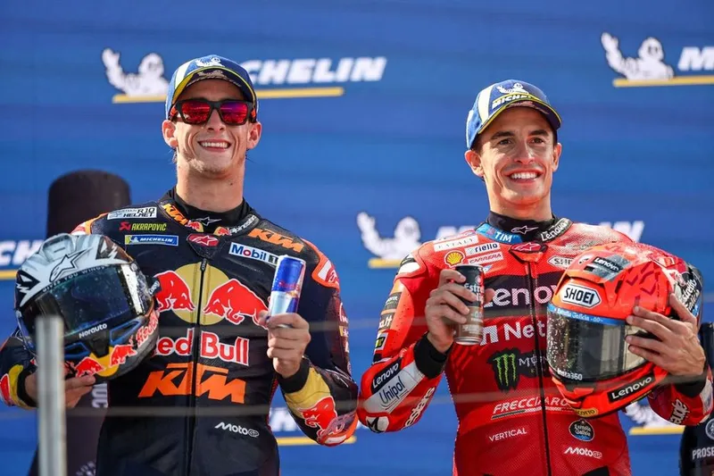 图片[2]-[MotoGP] 穆杰罗攻防战：阿科斯塔从马奎兹身上学到的宝贵一课-ModFans