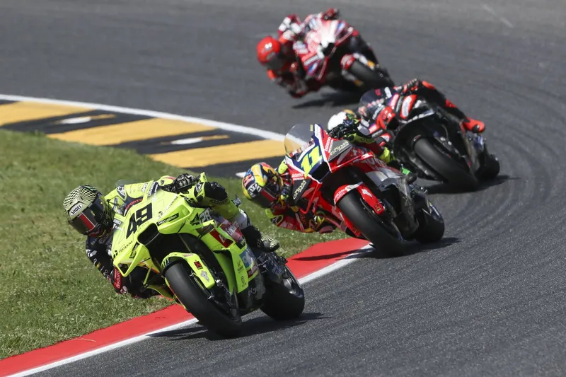 图片[2]-[MotoGP] 迪詹南托尼奥详解穆杰罗首圈惊魂：那次收油让我痛失主场胜利-ModFans