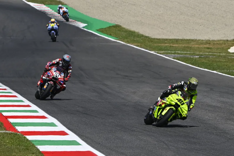 图片[3]-[MotoGP] 迪詹南托尼奥详解穆杰罗首圈惊魂：那次收油让我痛失主场胜利-ModFans