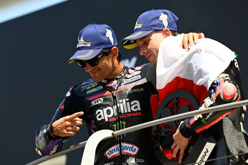 图片[2]-[MotoGP] 马丁：穆杰罗领奖台“永生难忘”，但暂不想冠军-ModFans