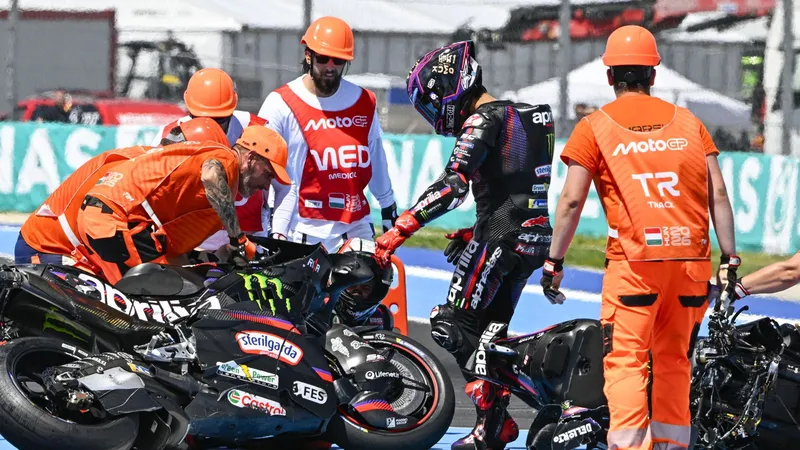 图片[1]-[MotoGP] 阿普利亚CEO怒批马丁：匈牙利MotoGP一号弯撞车“愚蠢至极”-ModFans