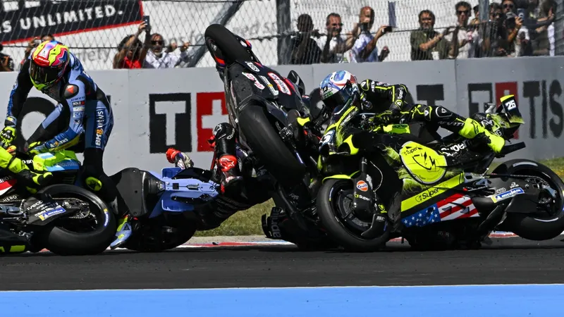 图片[2]-[MotoGP] 迪贾：发车第一弯已成“生死赌局”，MotoGP必须重罚-ModFans