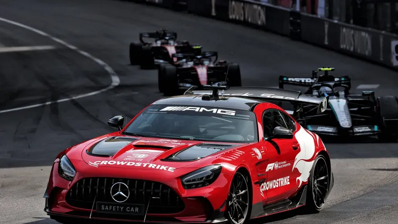 图片[1]-[F1] 汉密尔顿与哈贾尔为何未受处罚？F1安全车违规事件解析-ModFans