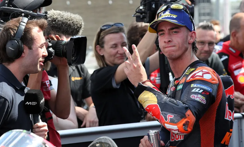 图片[3]-[MotoGP] 阿科斯塔激战马奎兹，创下MotoGP最尴尬领奖台纪录-ModFans