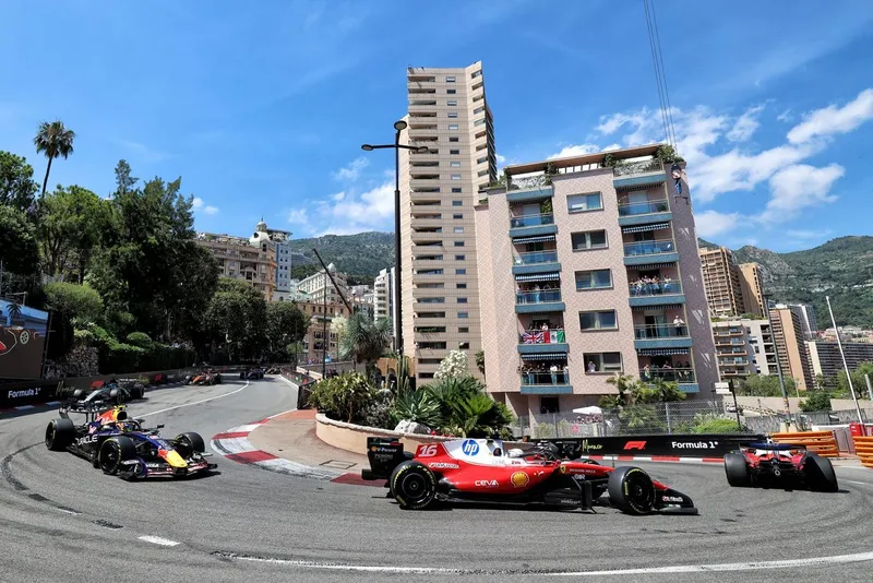 图片[1]-[F1] 摩纳哥围场崩塌：梅赛德斯三大劲敌如何自毁前程-ModFans