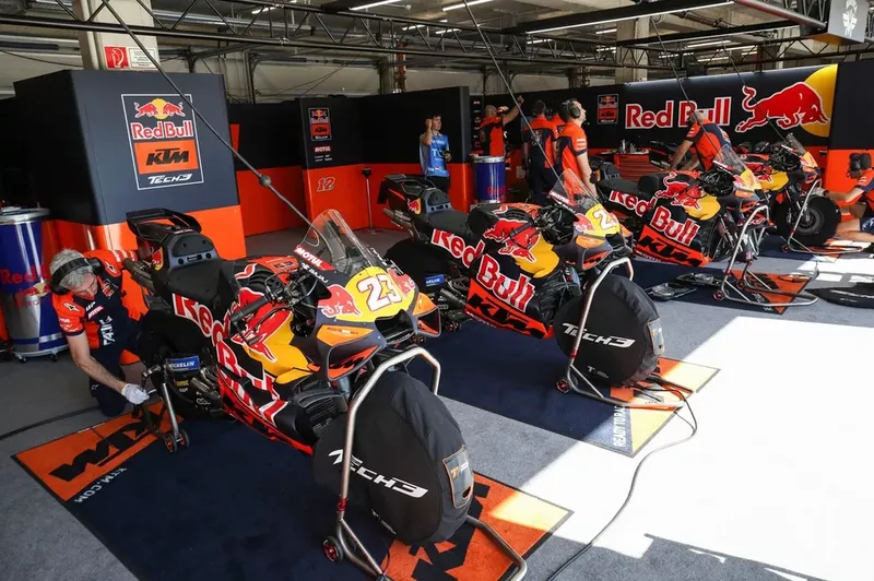 图片[2]-[MotoGP] MotoGP 2027赛季大改革：练习赛减为一台赛车，赛道时间大幅缩短-ModFans