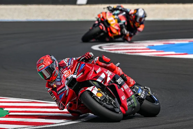 图片[3]-[MotoGP] MotoGP“单台赛车”提案引发围场震动：从成本削减到竞技生态的全面冲击-ModFans