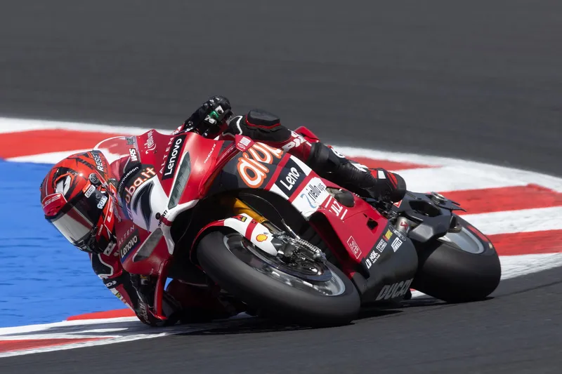 图片[2]-[WSBK] 伊克·莱库奥纳：米萨诺再夺三亚，与队友差距令人沮丧-ModFans