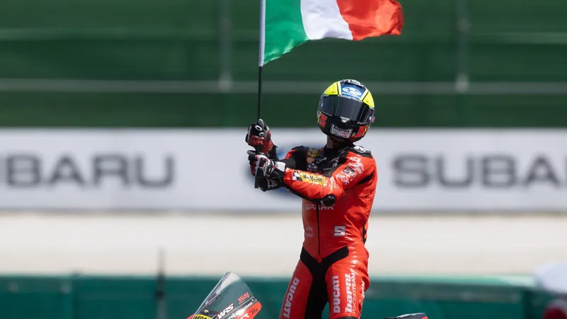 图片[1]-[WSBK] 雅瑞·蒙特拉：巴萨尼失误“送礼”，米萨诺WSBK再登领奖台-ModFans