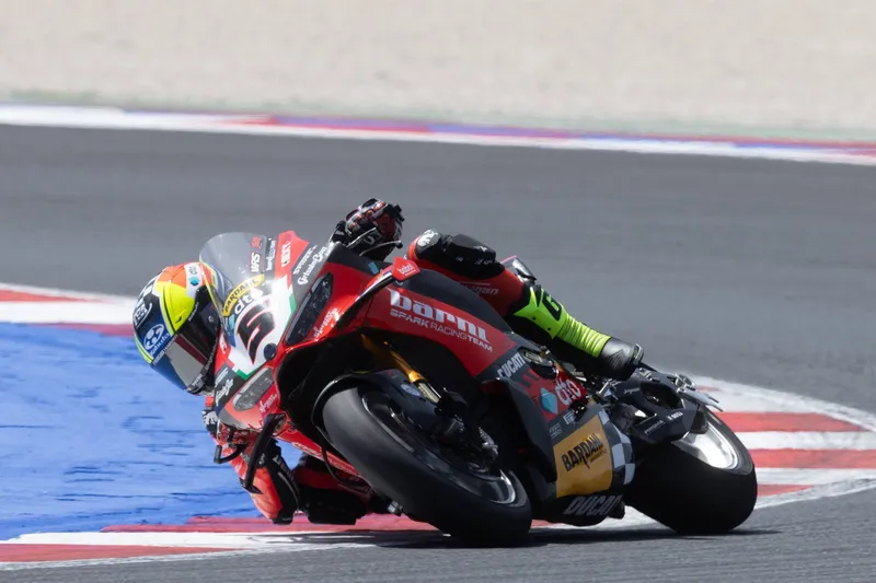 图片[4]-[WSBK] 雅瑞·蒙特拉：巴萨尼失误“送礼”，米萨诺WSBK再登领奖台-ModFans