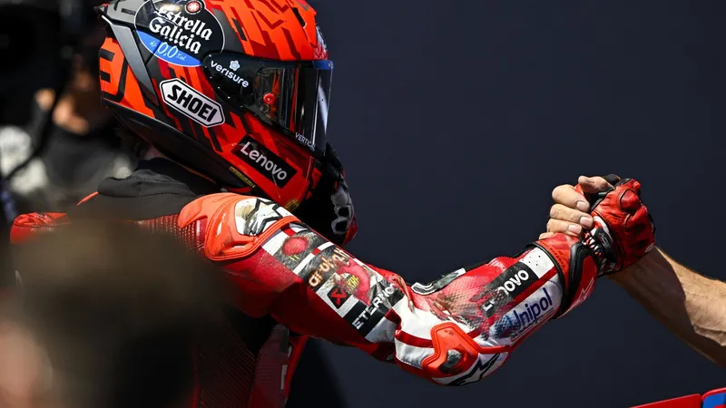 图片[2]-[MotoGP] 马克·马奎兹：本能拉离合自救，“连我自己都惊讶”-ModFans