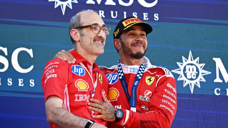 图片[1]-[F1] 汉密尔顿的“意大利版Bono”：卡洛·桑蒂是谁，他如何助七冠王重返巅峰-ModFans