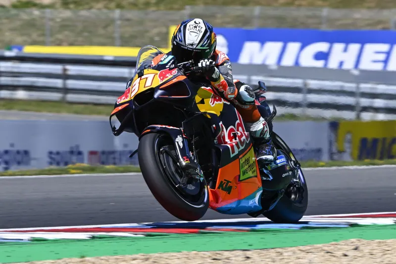 图片[2]-[MotoGP] 佩德罗·阿科斯塔：单一赛车规则“不是个好主意”-ModFans
