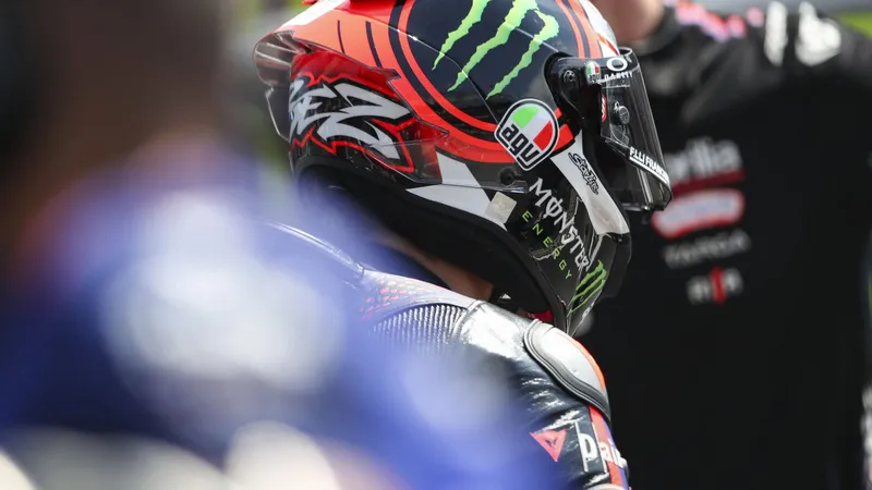 图片[1]-[MotoGP] Brno MotoGP事故当事裁判首度发声：被贝泽奇击中后“震惊”-ModFans
