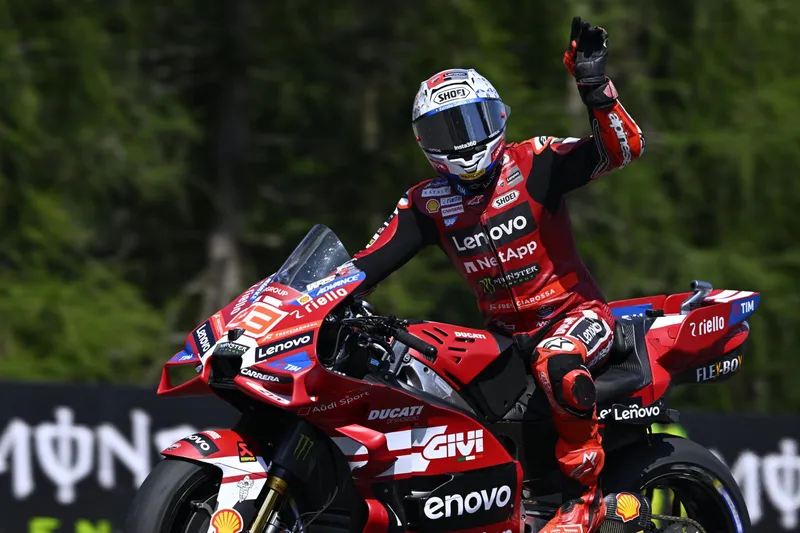 图片[2]-[MotoGP] MotoGP 11支车队签署五年新约，2027赛季规则大改在即-ModFans