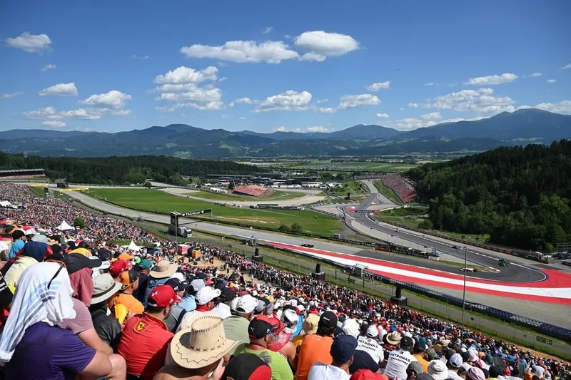 图片[3]-[F1] FIA 因极端热浪宣布 F1 奥地利大奖赛进入高温危险状态-ModFans