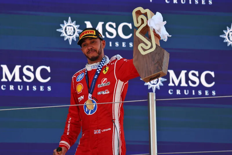 图片[3]-[F1] 汉密尔顿自曝巴塞罗那测试撞车致颈部椎间盘突出-ModFans