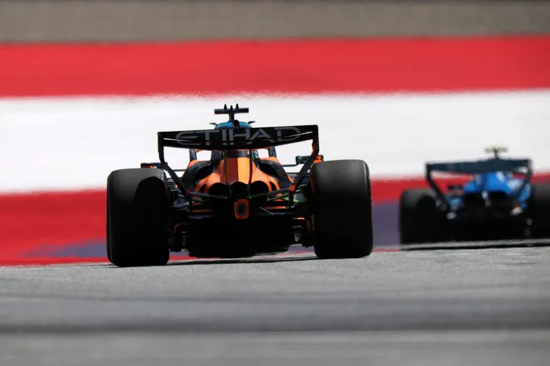 图片[1]-[F1] 奥地利站练习日：迈凯伦挑战梅赛德斯，法拉利隐藏实力-ModFans