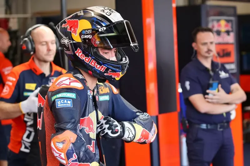 图片[2]-[MotoGP] 手腕神经压迫导致退赛，佩德罗·阿科斯塔将在德国站前接受手术-ModFans