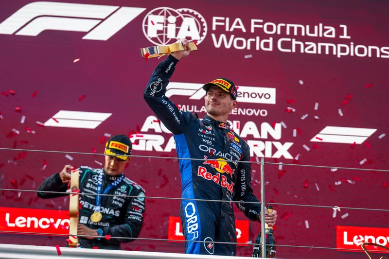 图片[3]-[F1] 维斯塔潘在奥地利大奖赛上演“黄旗”幽默：调侃拉塞尔排位赛争议-ModFans