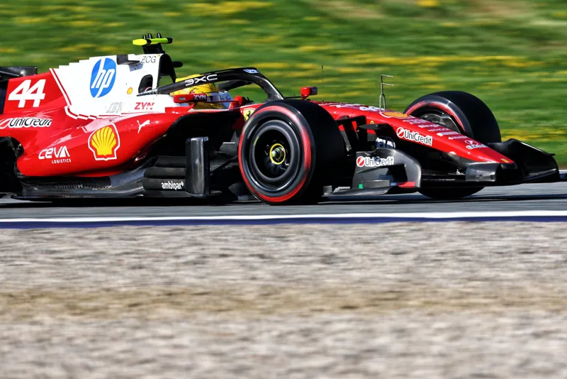 图片[3]-[F1] 汉密尔顿坦言法拉利动力追赶梅赛德斯仍需时日-ModFans