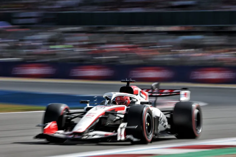 图片[2]-[F1] 奥康质疑F1黄旗规则：单黄旗仅松油门就能保成绩合理吗-ModFans