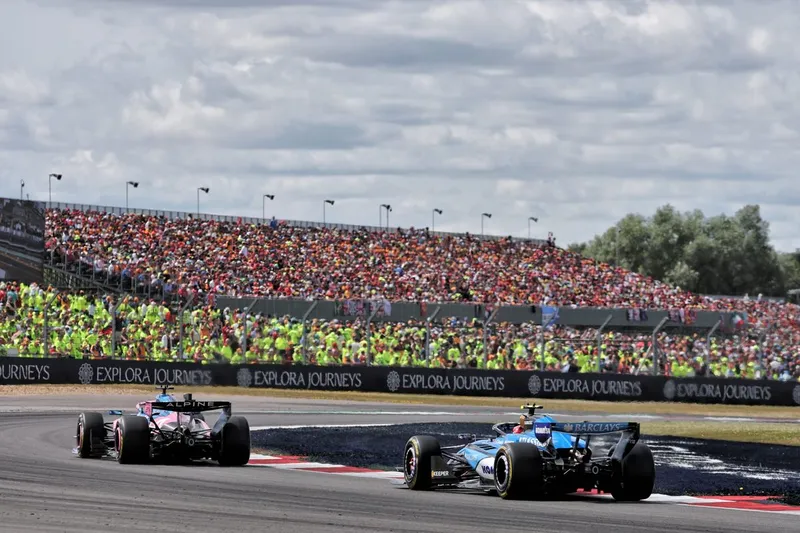 图片[1]-[F1] F1 2026 最奇特罚单：安全车下“罚一圈”规则详解-ModFans