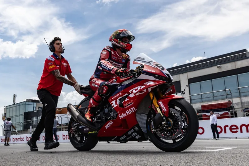 图片[2]-[WSBK] 亚拉冈复出虽败犹荣，迪克森称“失败也在帮助我”-ModFans