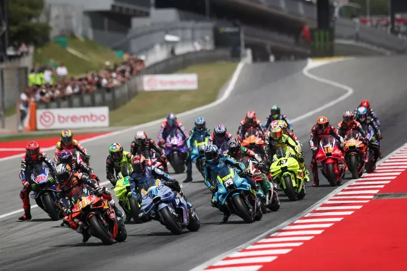 图片[3]-F1巴库排位拉塞尔夺杆，MotoGP 2027赛历增布宜诺斯艾利斯与阿德莱德-ModFans