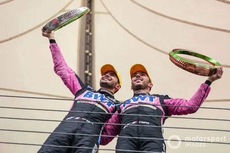 图片[5]-维斯塔潘GT首秀罚时后杀回前十，F1 2026冠军悬念逼近美国站-ModFans