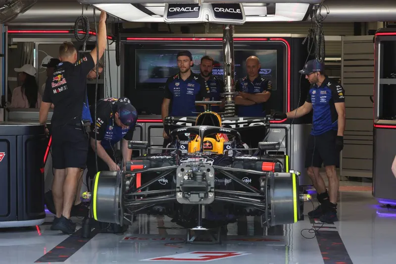 【F1赛事】维斯塔潘揭秘红牛复苏关键：转向系统“幽灵”终被清除