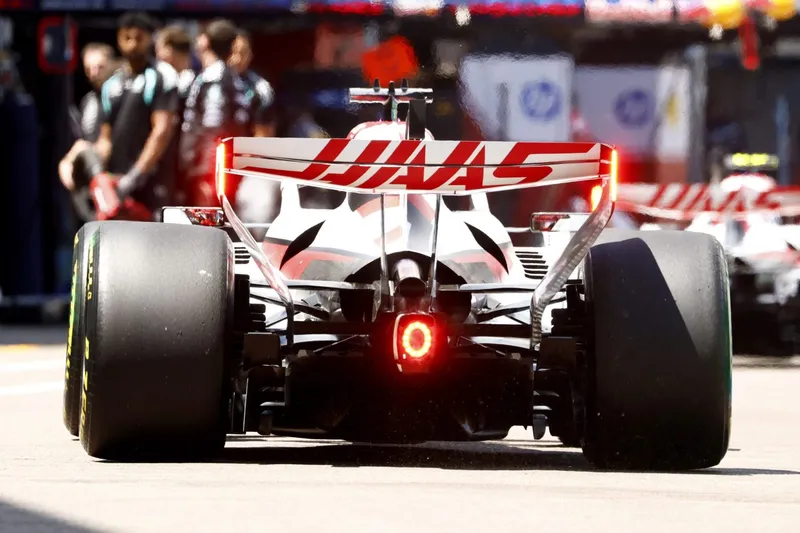 [F1] 奥康与比尔曼摩纳哥内讧爆发：无线电互怼“真是个白痴”-ModFans