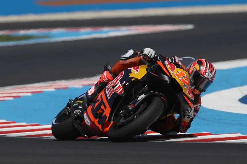 [MotoGP] 维纳勒斯坦言肩伤恢复仍缺速度，对RC16操控感到困惑-ModFans