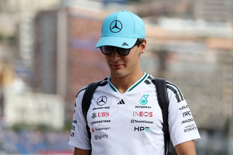 [F1] 乔治·拉塞尔巴塞罗那之战不容有失：库特哈德警告若不胜安东内利则冠军梦碎-ModFans