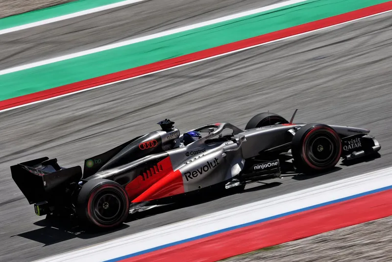 [F1] 2026 F1巴塞罗那周五练习赛：诺里斯领跑，迈凯伦强势反弹-ModFans