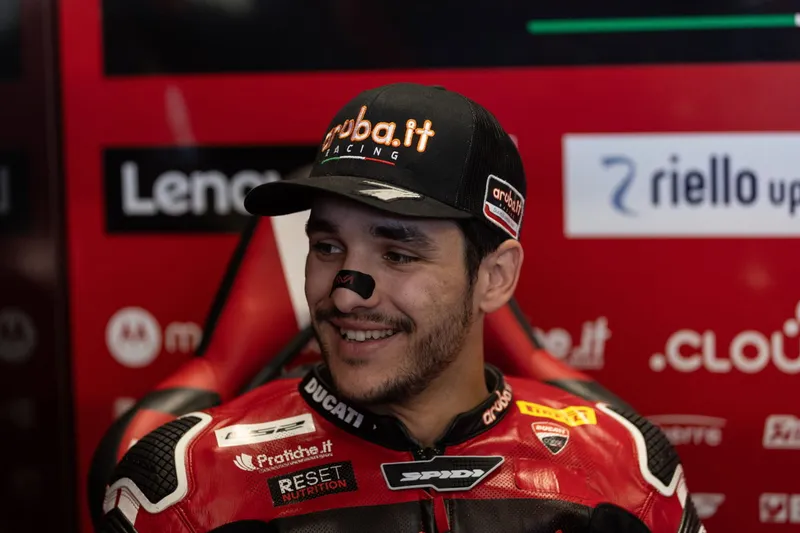 [WSBK] 莱库纳详解米萨诺FP2摔车：非失误所致，前胎实验是主因-ModFans