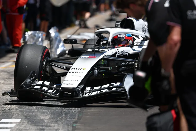 [F1] 赫塔F1征程关键周末：巴塞罗那首秀与F2突破并存-ModFans