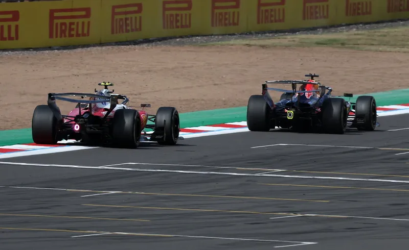 [F1] 红牛与法拉利“马卡雷纳”F1尾翼因维斯塔潘撞车遭FIA审查-ModFans
