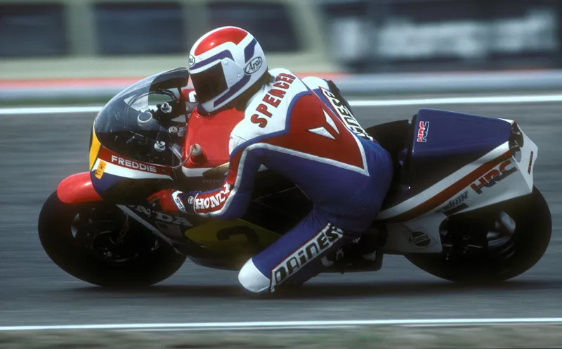 [MotoGP] 贝塞奇有望追平42年MotoGP纪录，马奎兹冲击阿戈斯蒂尼神迹-ModFans