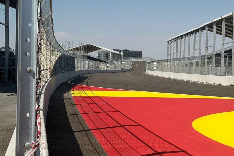 [F1] 法拉利率先驶上马德里赛道，勒克莱尔完成Madring首航-ModFans