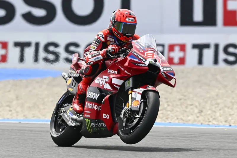[MotoGP] 马克·马奎兹德国站FP1遭遇早段摔车，劳尔·费尔南德斯领跑周五练习-ModFans