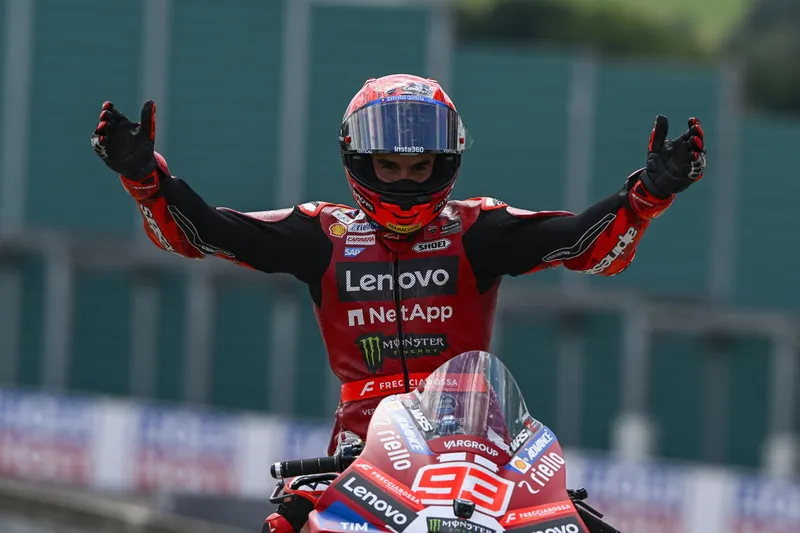 [MotoGP] 2026 MotoGP半程冠军悬念：马尔克斯18分差距逼近领跑，贝泽基崩盘成转折-ModFans