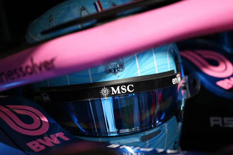 [F1] Alpine解析加斯利撞车事故：FP2红旗由小失误引发-ModFans