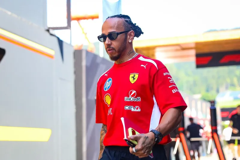 [F1] 汉密尔顿的迈克尔·乔丹心态：F1电影主演达姆森·伊德里斯深度解读-ModFans
