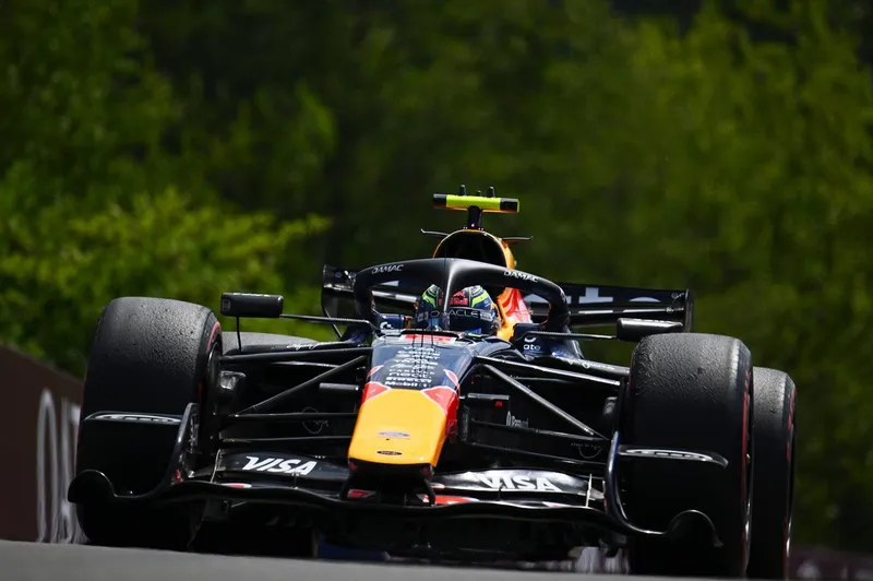 [F1] 两圈两停：哈贾尔在斯帕的非常规策略成就最佳比赛-ModFans