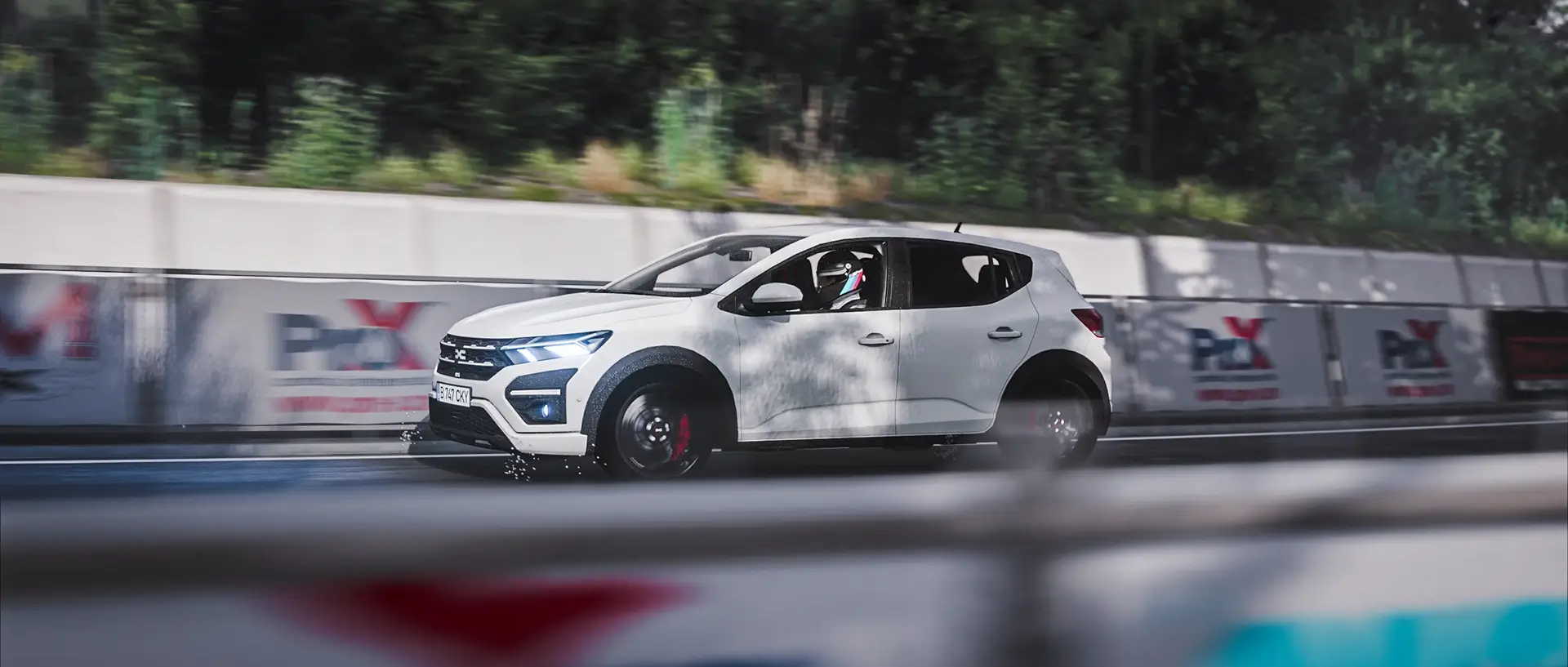 MOD_游戏模组_MOD下载_汽车模拟_泥泞奔驰_BeamNG_modfans