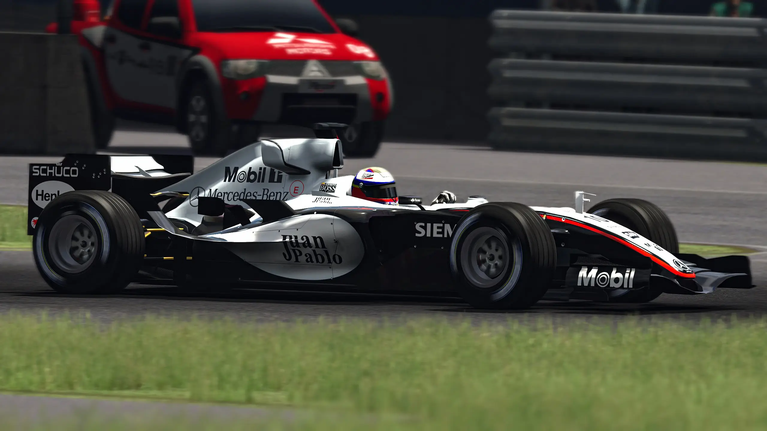 20250614155818889-1749887898-Screenshot_f1_2005_mclaren_montreal_15-3-125-16-30-25