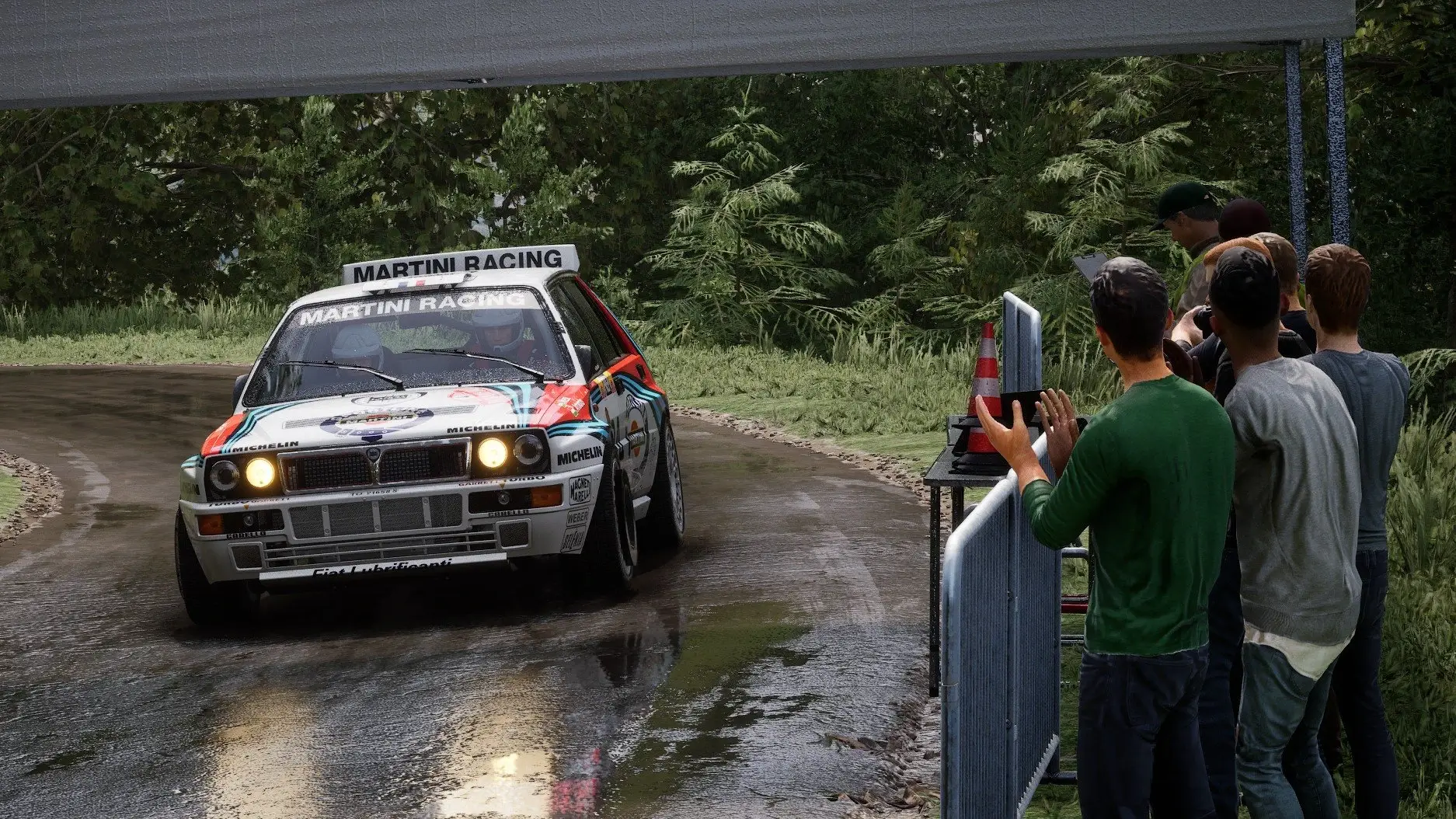 神力科莎：拉力    蓝旗亚Integrale马天尼涂装