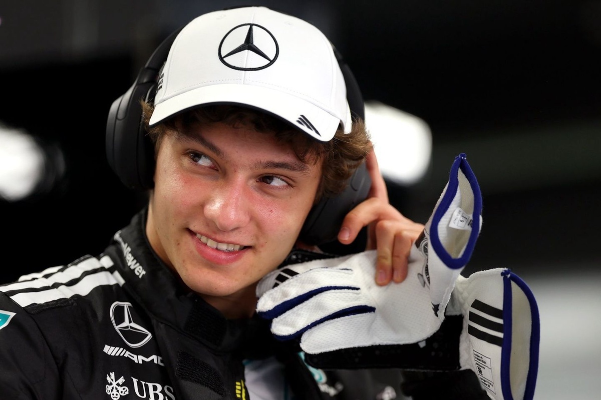 【赛车新闻】前F1车手昌多克看好安东内利：2026年有望争冠_ModFans